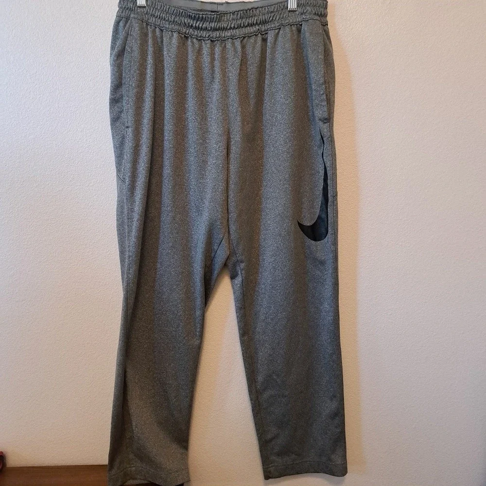 Nike Dri-FIT Mens Grey Heather Training Pants Large Swoosh Logo Zip Pocket L